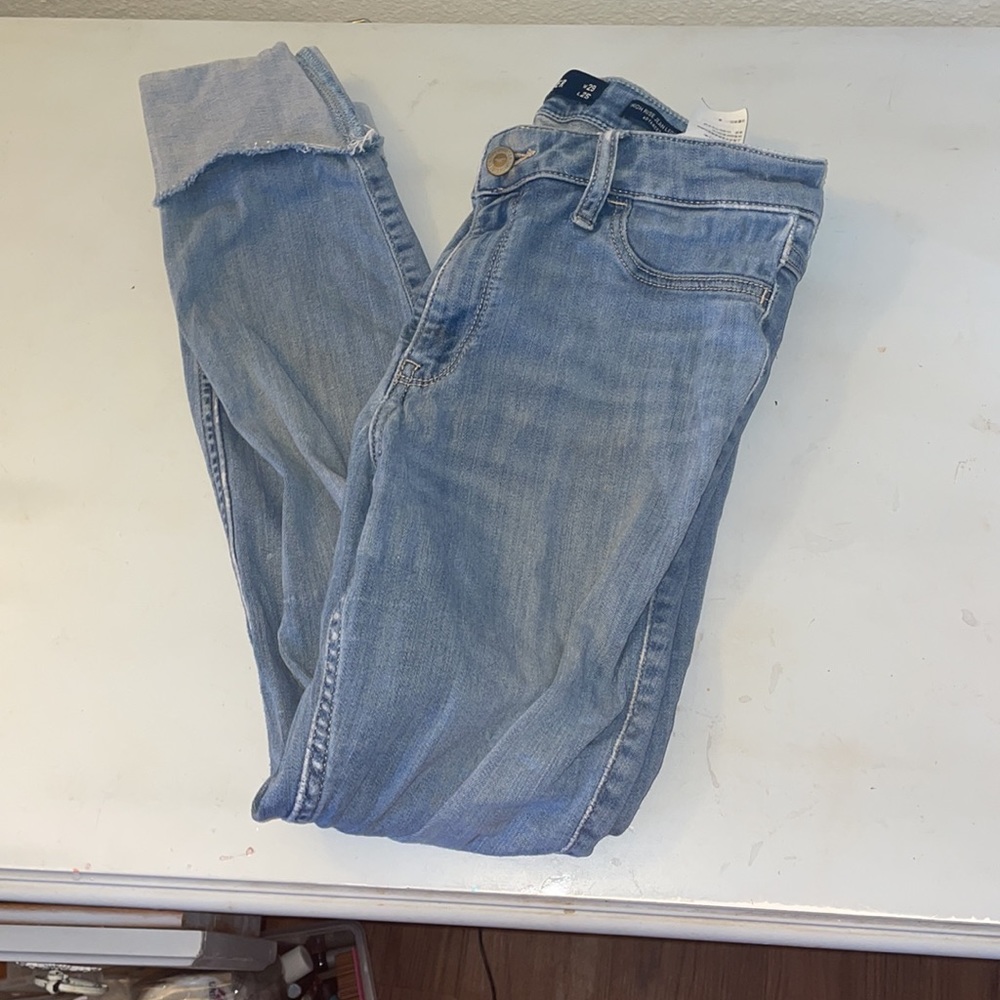 Hollister jeans